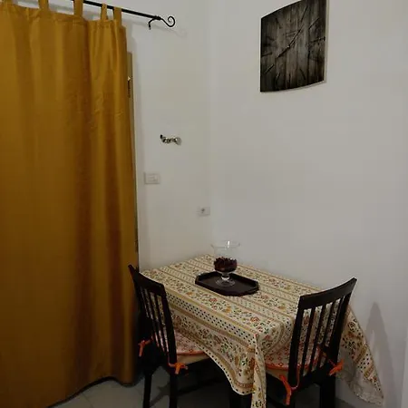 阿里奥斯托住宿加早餐旅馆 莱切