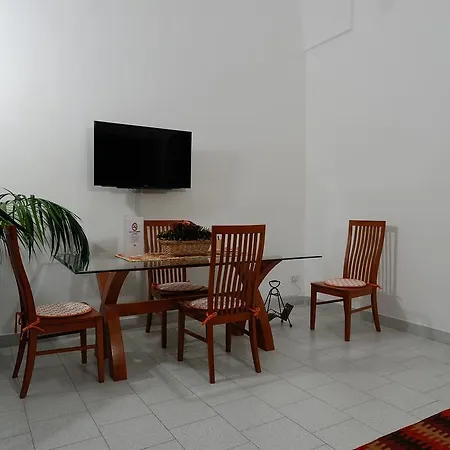 公寓 阿里奥斯托住宿加早餐旅馆